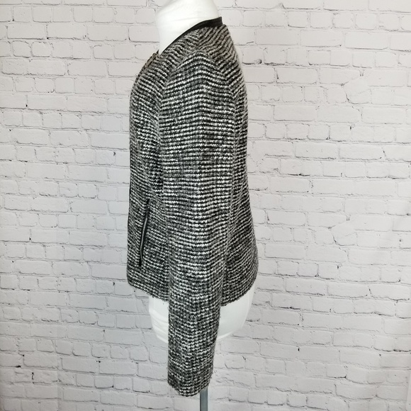 SOLD - Picture 3 of 8